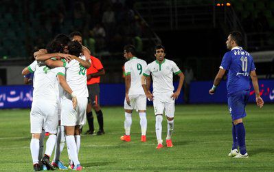 لیگ برتر | پس از پیروزی برابر استقلال، بخشی از جریمه بازیکنان و کادر فنی ذوب‌آهن بخشیده شد