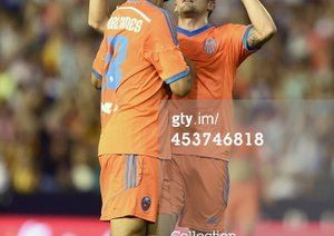 شادی مهاجم والنسیا|والنسیا 2-1 آث میلان / دیدار دوستانه