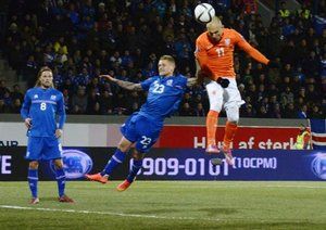 اِسکالِیسِن - آرین روبن|None