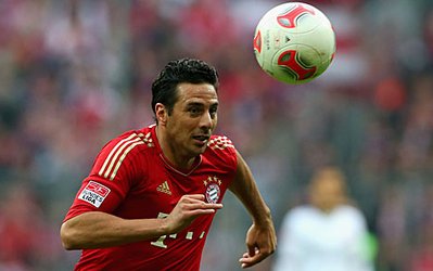 پیزارو: با کسب برد مقابل اشتوتگارت، جشن قهرمانی گرفتیم