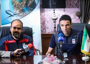 جواد نکونام|صحبت جواد نکونام با خبرنگارانی که انجا حضور داشتند