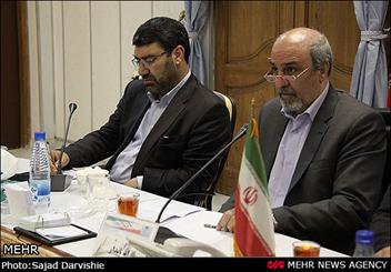 پاسخ غیر حرفه‌ای وزیر ورزش به خبرنگاران