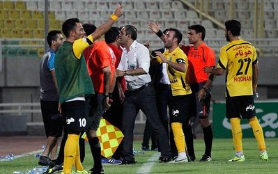 ابوالقاسم‌پور: در نبود دوربین‌ها داوران کیف می کنند!