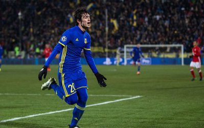 اتفاق روز | شروع اقدام رسمی لیورپول برای جذب آزمون