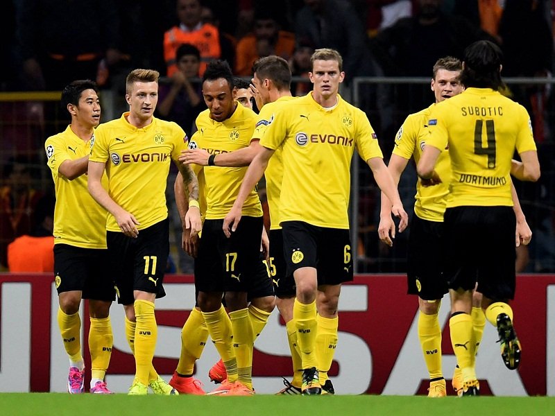 Dortmund Players (Galatasaray - Dortmund) (D).jpg