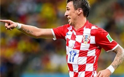 ماندزوکیچ بهترین بازیکن دیدار کامرون - کرواسی شد