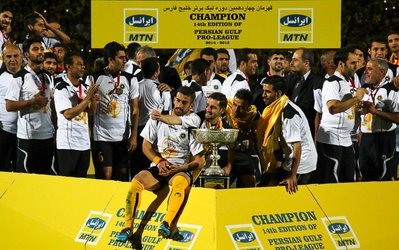 فقط قرارداد 3 بازیکن سپاهان تمام شده است / خلعتبری همچنان بازیکن زردپوشان