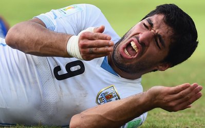 دل فیفا برای سوارز سوخت!