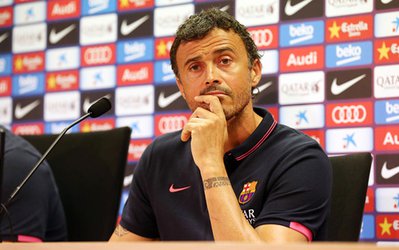 انریکه: منچستریونایتد این فصل می‌تواند سه‌گانه را ببرد