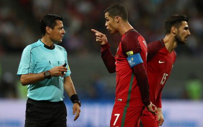 تقدیر از داوران به سبک فدراسیون پنج ستاره!