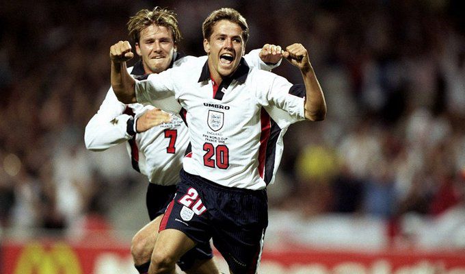 Michael Owen (England - Argentina) (1998 FIFA World Cup).jpg