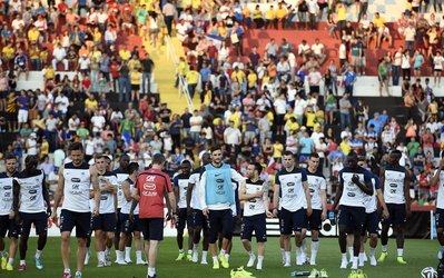 فیفا متهم به جاسوسی شد / عصبانیت دشان و یواخیم لو از لو رفتن برنامه‌های تمرینی