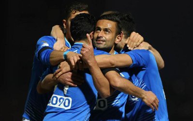 استقلال چگونه قهرمان می‌شود؟