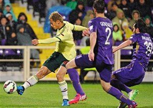 كيسوکه هوندا|فیورنتینا 2 - 1 میلان /  سری آ