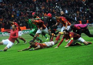 گالاتاسرای ۱-۰ یوونتوس/گروه B لیگ قهرمانان اروپا|حذف ناباورانه بانوی پیر از لیگ قهرمانان...