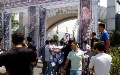 استقلال، تیمی که آرامش ندارد / هواداران، افشارزاده را هم نمی‌خواهند