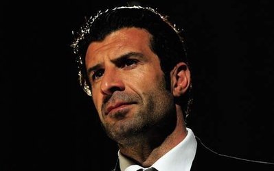 فیگو: رونالدو برنده توپ طلا خواهد شد