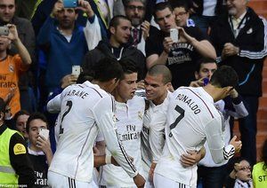 شادی بازیکنان رئال|رئال مادرید 3 - 0 آلمریا / لالیگا