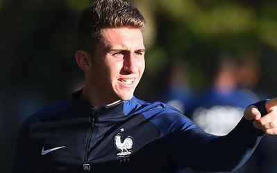 توافق منچستر سیتی با آیمریک لاپورته