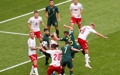 جام بیست‌و‌یکم | تحلیل و بررسی بازی دانمارک-استرالیا