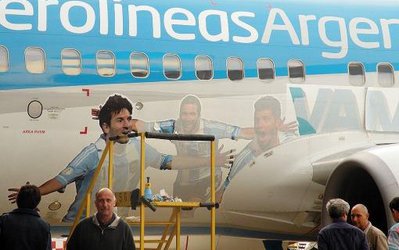 گزارش تصویری از مراحل آماده‌سازی هواپیمای آرژانتین