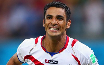 شایعه روز | اومانیا 600 هزار دلار می‌خواهد؟