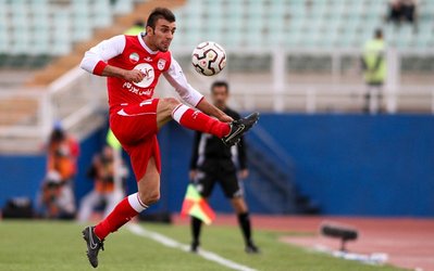 کامدار: پیشنهاد از تیم‌های تهران و اصفهان دارم / اولویت اولم با تراکتور است