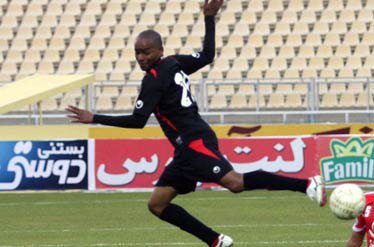 پریرا در تمرین سپاهان شرکت کرد/ سفر خلیلیان به برزیل نتیجه داد