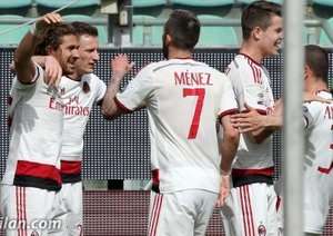 شادی بازیکنان میلان