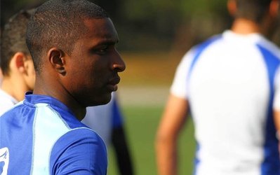 ساموئل در انتظار جریمه نقدی/ حضور 2 استقلالی در تمرینات پیکان