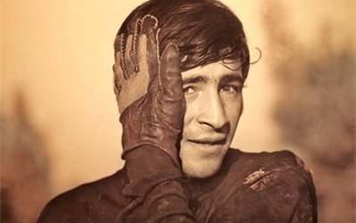 من آن گلبرگ مغرورم ...