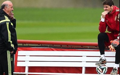 دل‌بوسکه: بیش از حد از کاسیاس انتقاد می‌شود/ مشکلی با وضعیت موجود ندارم