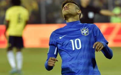 عکس روز | نیمار نظاره‌گر پیروزی و صعود برزیل