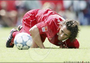 گالری تصاویر علی کریمی|علی کریمی بازیکن سابق بایرن مونیخ و مرد سال آسیا در سال 2004