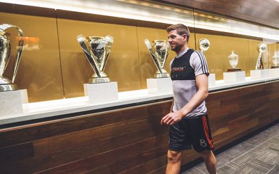 جرارد: باید خودم را با هم‌تیمی‌هایم در لس‌آنجلس هماهنگ کنم