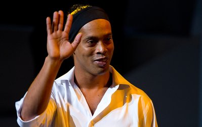 آنتالیا اسپور در پی شکار رونالدینیو پس از جذب اتوئو