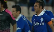 ویدئو : پنالتی آرش برهانی به جایگاه تماشاگران!