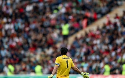 رحمتی: امسال شرط کردم هر دو دروازه‌بان استقلال بمانند / به من چه ربطی دارد برای تیم بازیکن بگیرم؟