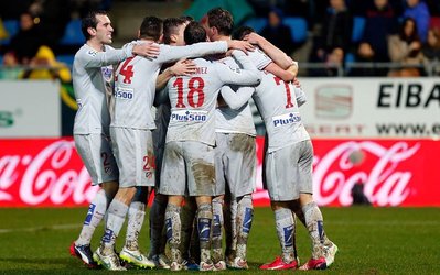 لالیگا | ایبار 1 - اتلتیکو مادرید 3 / شاگردان سیمئونه هم‌امتیاز با بارسا شدند + چیدمان دو تیم