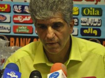 به دنبال شکست پرسپولیس هستیم؛ پورغلامی: برای انتخاب 11 بازیکن اصلی مشکل داریم/ باید هوشمندانه و فداکارانه بازی کنیم