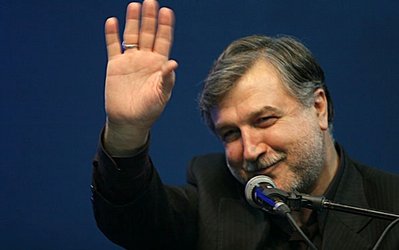 گفت‌وگوی متافوتبال با رئیس سابق سازمان خصوصی‌سازی: طبق قانون، بدهی‌های سرخابی‌ها بر عهده دولت است / قیمت‌گذاری دو باشگاه بر اساس برند و دارایی‌ها است