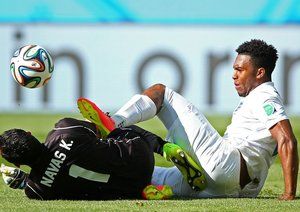 دانیل استوریج|یک سیو خوب توسط دروازه بان کاستاریکا در مقابل دانیل استوریدج.