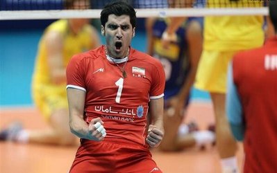 شهرام محمودی: نه اختلافی در تیم بود و نه عمدا بد بازی می کردیم/ پای آبروی خودمان در میان است