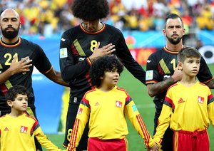 مروان فلااینی-آنتونی فَندَن بور-دفور