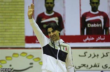 بازگشتم به فوتسال تهران را به فال نیک می‌گیرم/ سال بعد دنبال قهرمانی هستیم