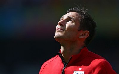 نشان سلطنتی بریتانیا برای لمپارد