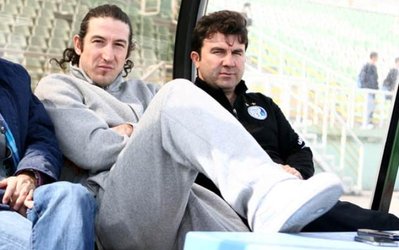 تیموریان: افشارزاده گفت تلاش می‌کند آندو در شرایط مناسبی از استقلال برود