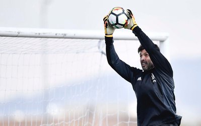 بوفون تا چه زمانی بازی خواهد کرد؟