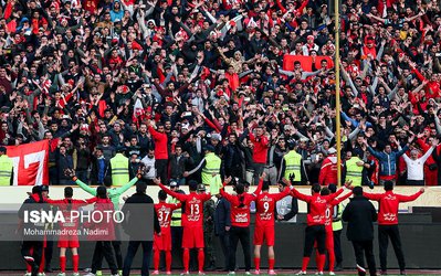چرا این پرسپولیس باید قهرمان می‌شد؟ / نگاهی متفاوت به تیمی که یک امتیاز قهرمانش می‌کند