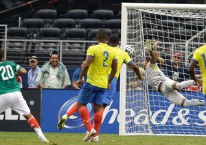 لوئیز مونتس|مکزیک 3-1 اکوادور / دیدار دوستانه